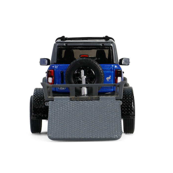 1/64 2021 Ford Bronco Black Diamond with Utility Trailer & Motorcycle, Velocity Blue, Hitch & Tow Series 32