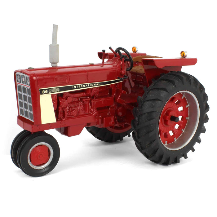 (B&D) 1/16 IH Hyrdo 86 Custom Tractor No Box