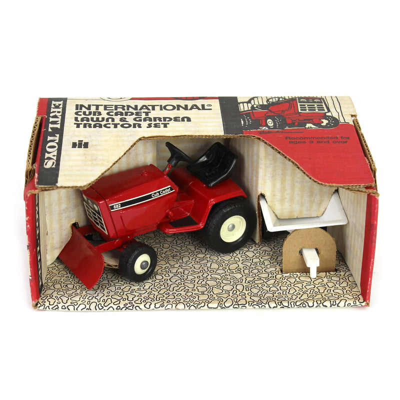 1/16 IH Cub Cadet 682 Lawn & Garden Tractor Set with Blade & Trailer, Made in the USA by ERTL