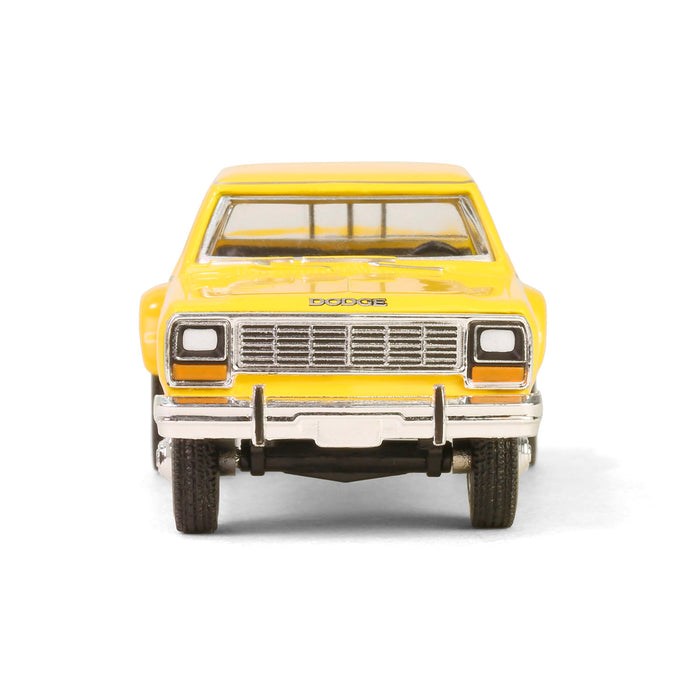 1/64 1982 Dodge Ram D350 Dually, Construction Yellow, Dually Drivers Series 15