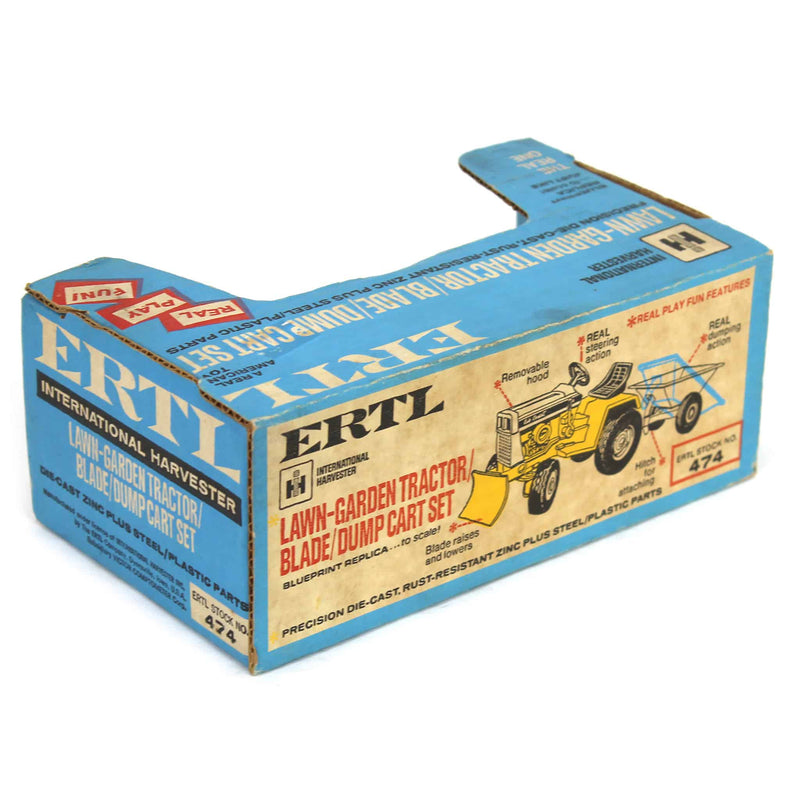 1/16 IH Cub Cadet 129 Garden Tractor with Blade & Cart