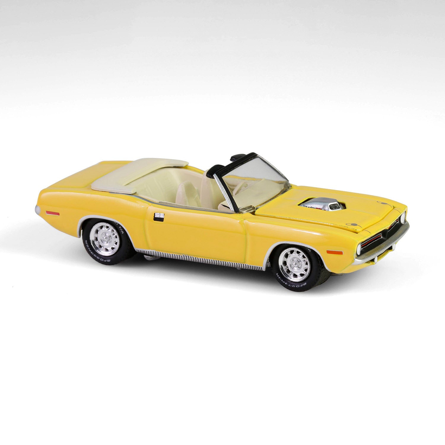 1/64 1970 Plymouth 'Cuda Convertible, Scottsdale 2024, Yellow