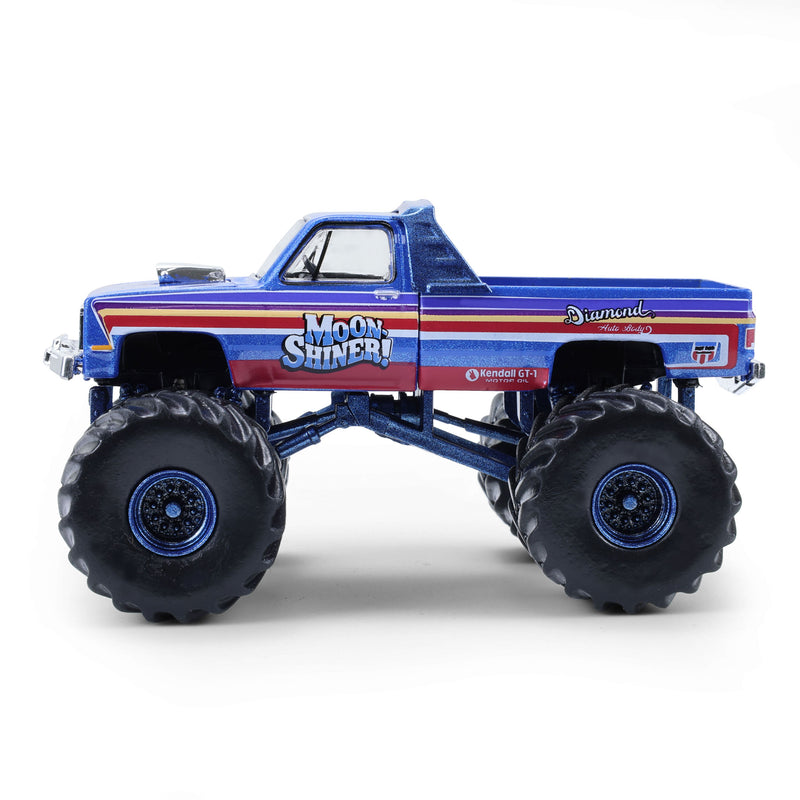 1/64 1982 GMC Sierra 2500, Moonshiner!, Kings of Crunch Series 16