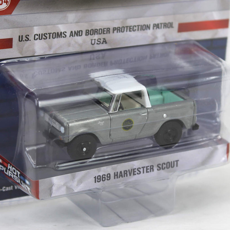 Raw Chase Unit ~ 1/64 1969 Harvester Scout Half Cab, US Customs & Border Patrol, Hot Pursuit Special Edition