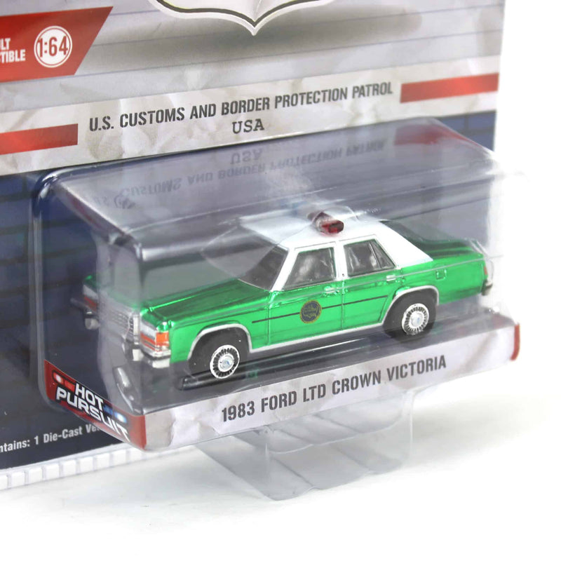 Green Chrome Super Chase ~ 1/64 1983 Ford LTD Crown Victoria, US Customs & Border Patrol, Hot Pursuit Special Edition