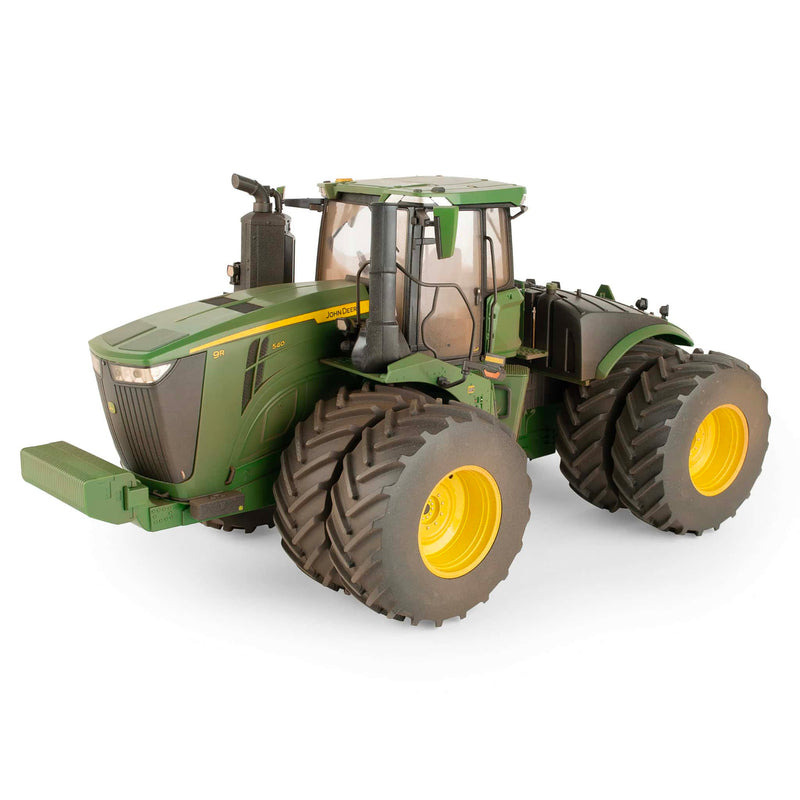 Dusty Chase Unit ~ 1/16 John Deere 9R 540 Tractor, ERTL Prestige Collection
