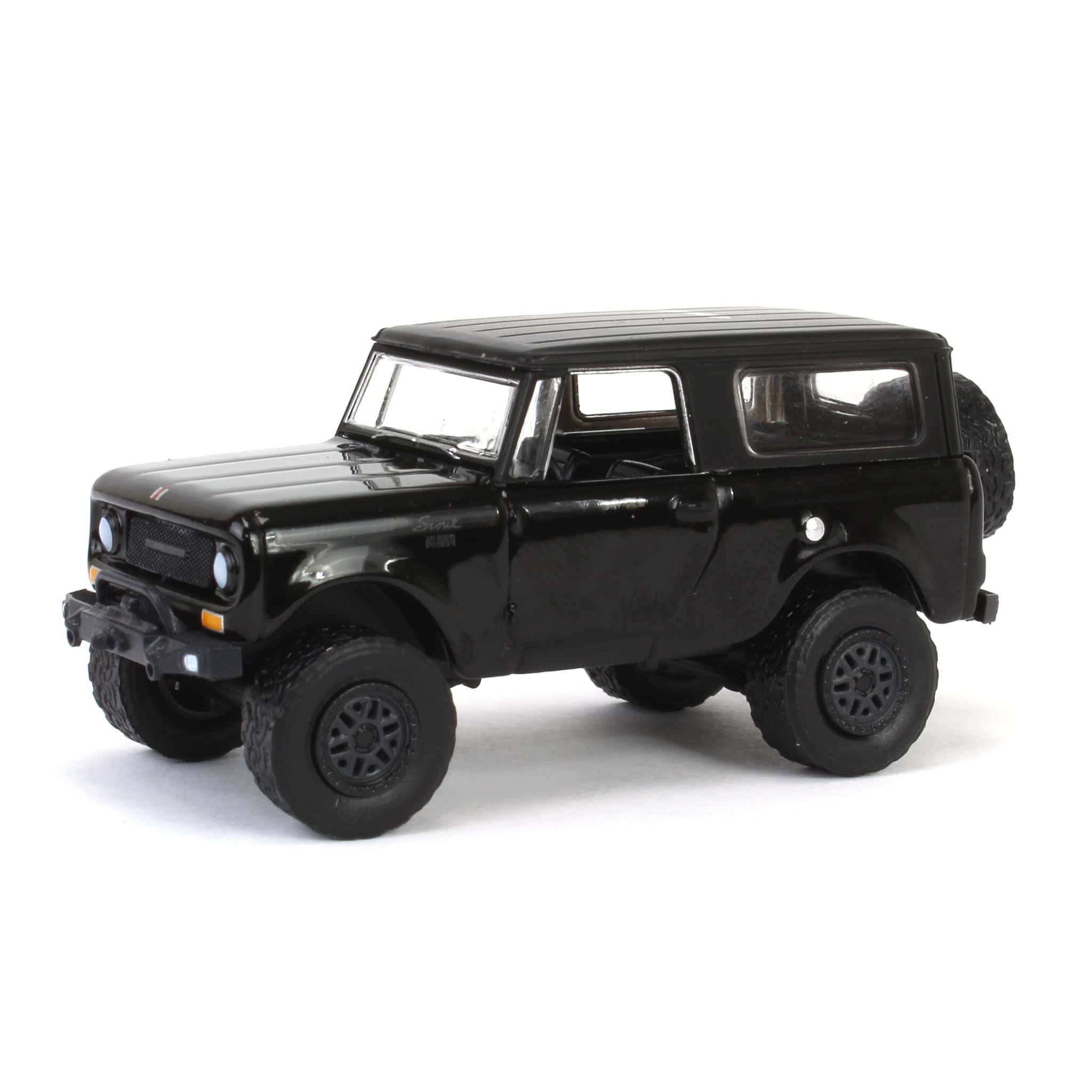 1/64 1969 Harvester Scout Lifted Truck, GreenLight Collectibles