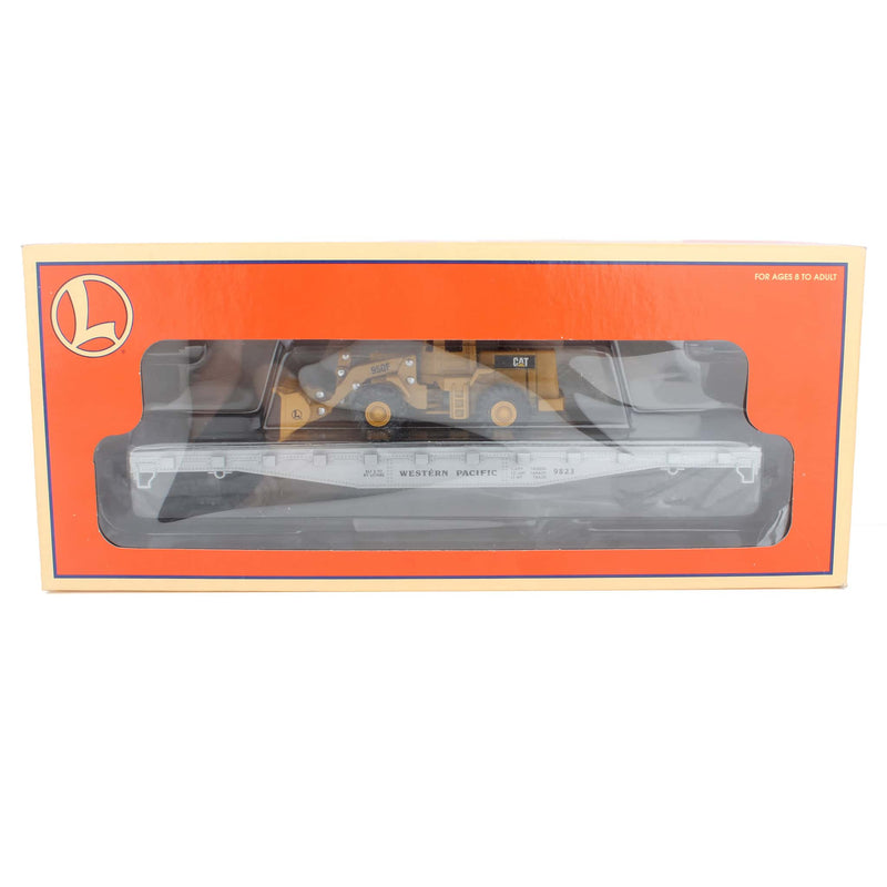 1/48 O Gauge Western Pacific Flatcar #9823 with Caterpillar Frontloader by Lionel