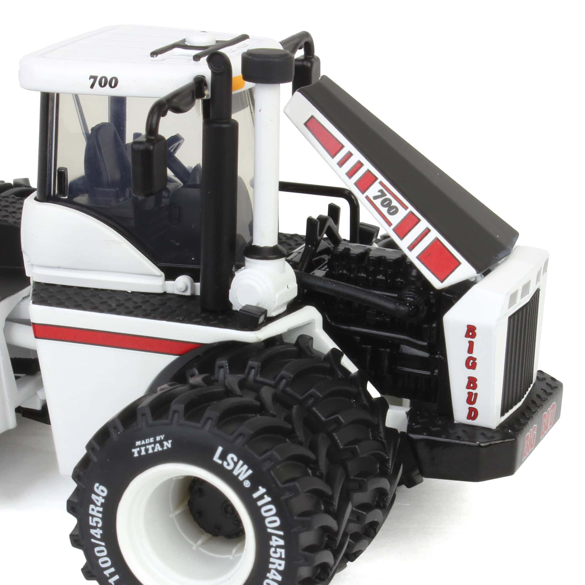 Las Vegas White AG Version ~ 1/64 Big Bud 700 Tractor with Titan