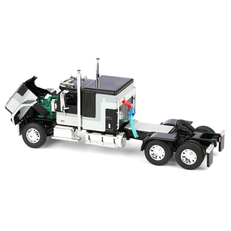 1/64 Black GMC General with 60in Flattop Sleeper & 40ft Vintage Reefer Trailer, DCP by First Gear