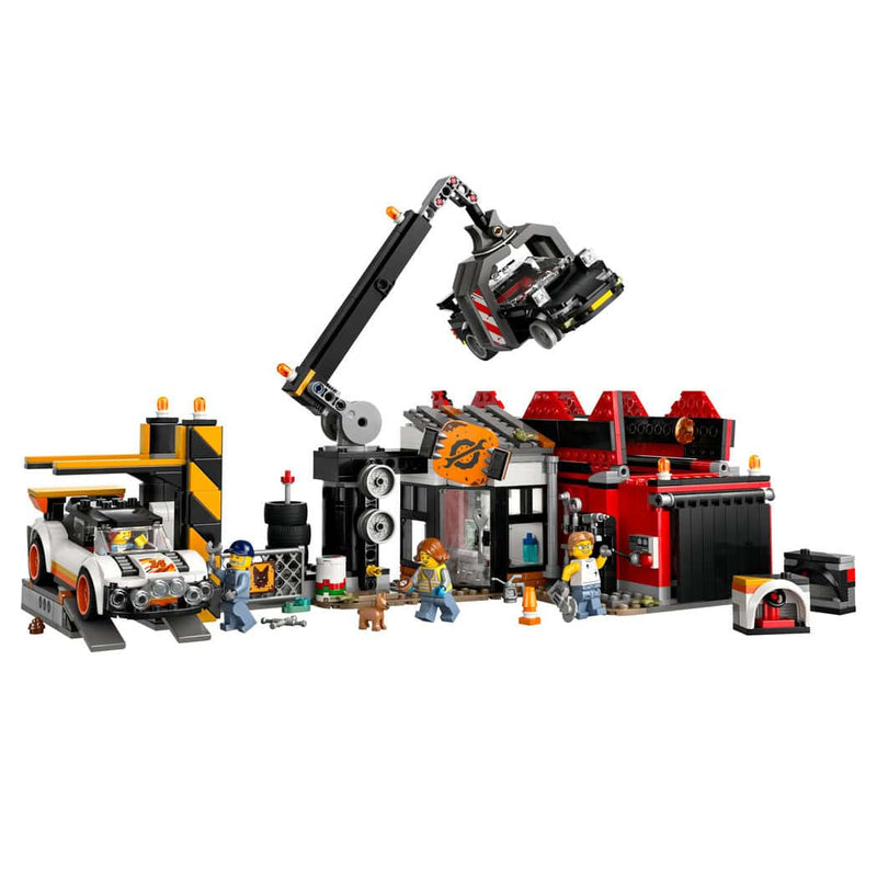 LEGO® City Scrapyard with Cars, 871 Pieces