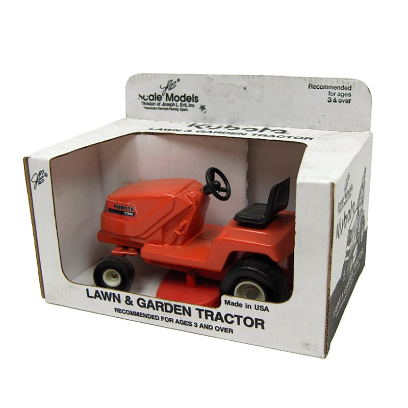 1/16 Kubota T1560 Lawn and Garden Tractor by Scale Models