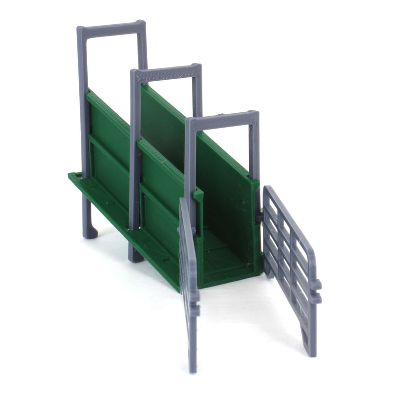 1/64 Green Cattle Loading Chute, Semi Trailer Height, 3D Printed