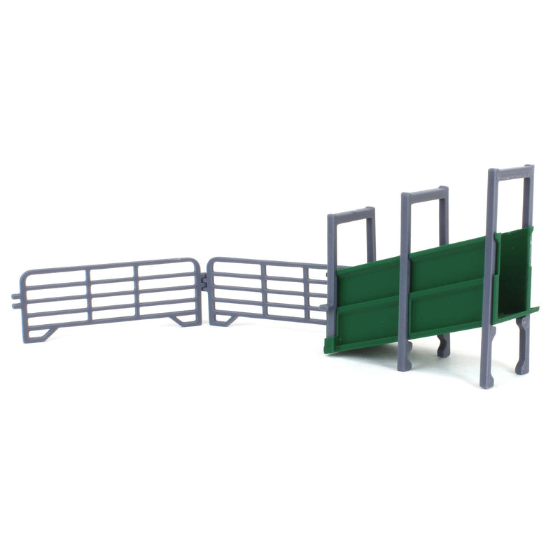 1/64 Green Cattle Loading Chute, Semi Trailer Height, 3D Printed
