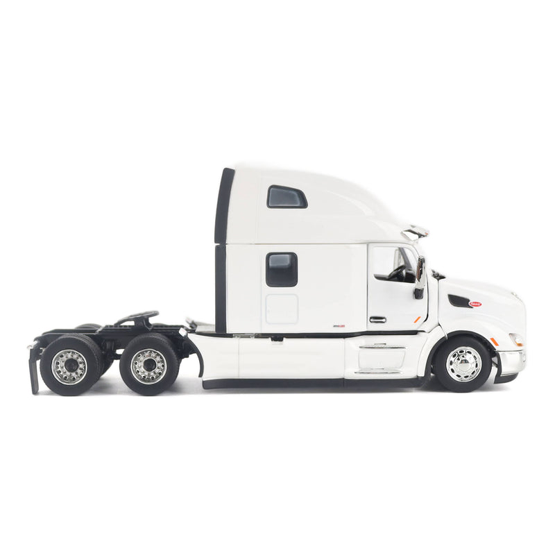 1/50 Peterbilt 579 UltraLoft Semi Truck with Great Dane Champion 53ft Dry Van Trailer, White, Diecast Masters Transport Series