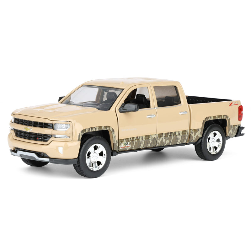 1/27 Mossy Oak 2017 Chevrolet Silverado Z71 Pickup Truck by Big Country Toys