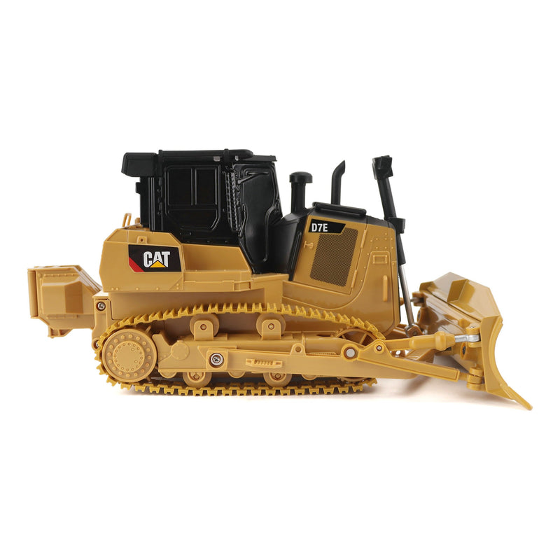 1/32 Caterpillar D7E Track Type Tractor Bulldozer, Diecast Masters Earth Mover Playset