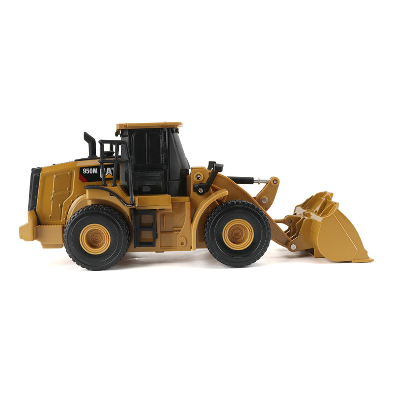 1/32 Caterpillar 950M Wheel Loader, Diecast Masters Earth Mover Playset
