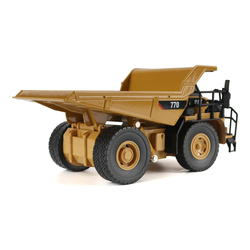 1/32 Caterpillar 770 Mining Truck, Diecast Masters Earth Mover Playset