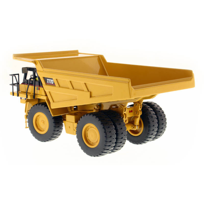 1/50 Caterpillar 777D Off-Highway Mining Dump Truck by Diecast Master