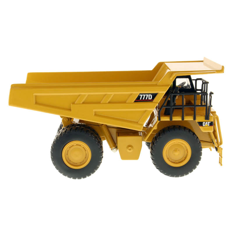 1/50 Caterpillar 777D Off-Highway Mining Dump Truck by Diecast Master