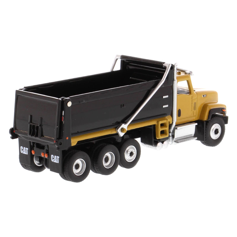 1/87 CAT CT681 Dump Truck, Diecast Masters HO Series
