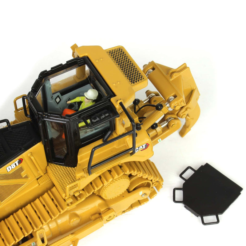 1/50 High Detail Caterpillar D8T Dozer with 8U Blade