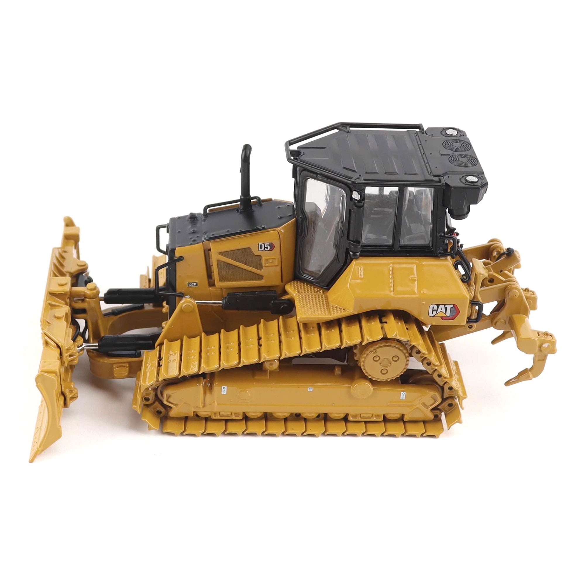 1/50 Caterpillar D5 LGP VPAT Dozer with Foldable Blade & Rear