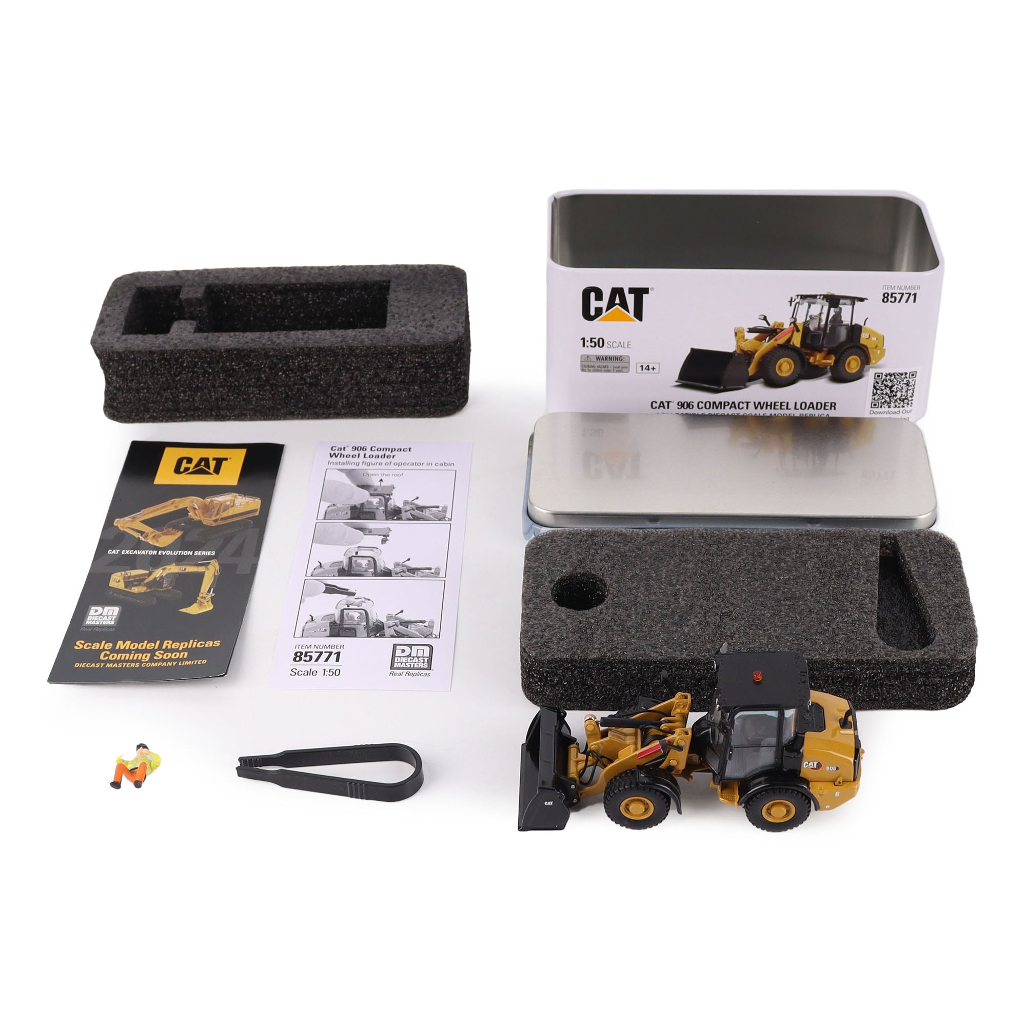 1/50 CAT 906 Compact Wheel Loader by Diecast Masters — Outback Toys