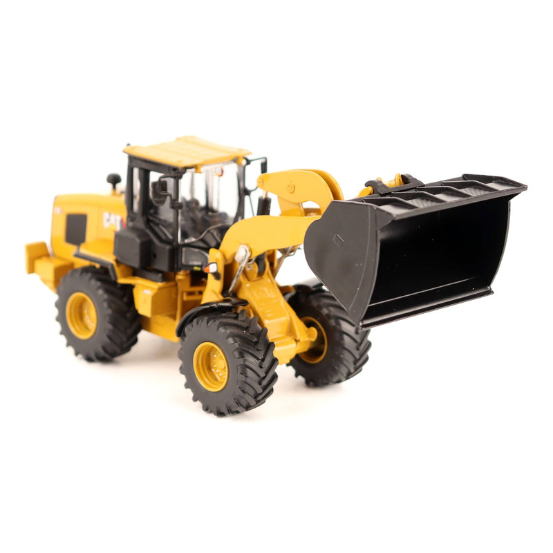 1/50 CAT 938 Wheel Loader, Diecast Masters High Line Series