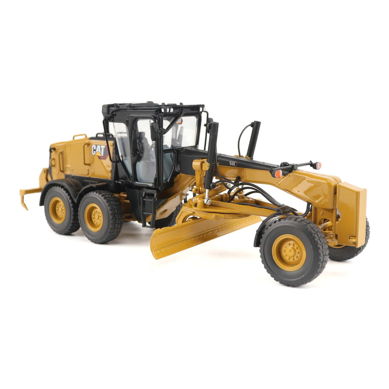 1/50 Caterpillar 140 LVR Motor Grader, Diecast Masters High Line Series