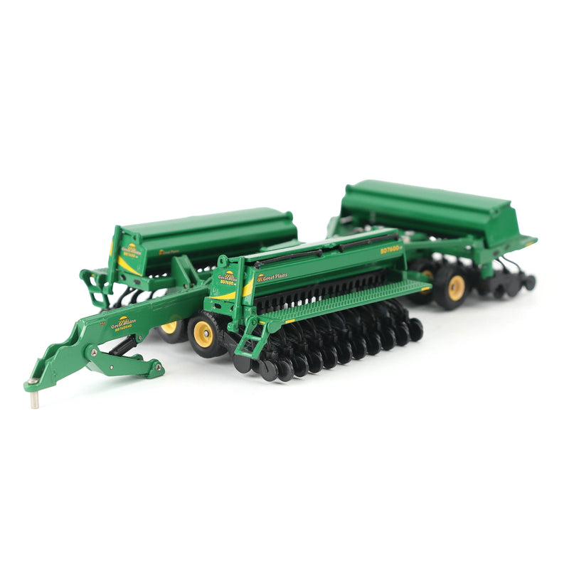1/64 Great Plains BD7600 40ft Folding Grain Drill by Diecast Masters