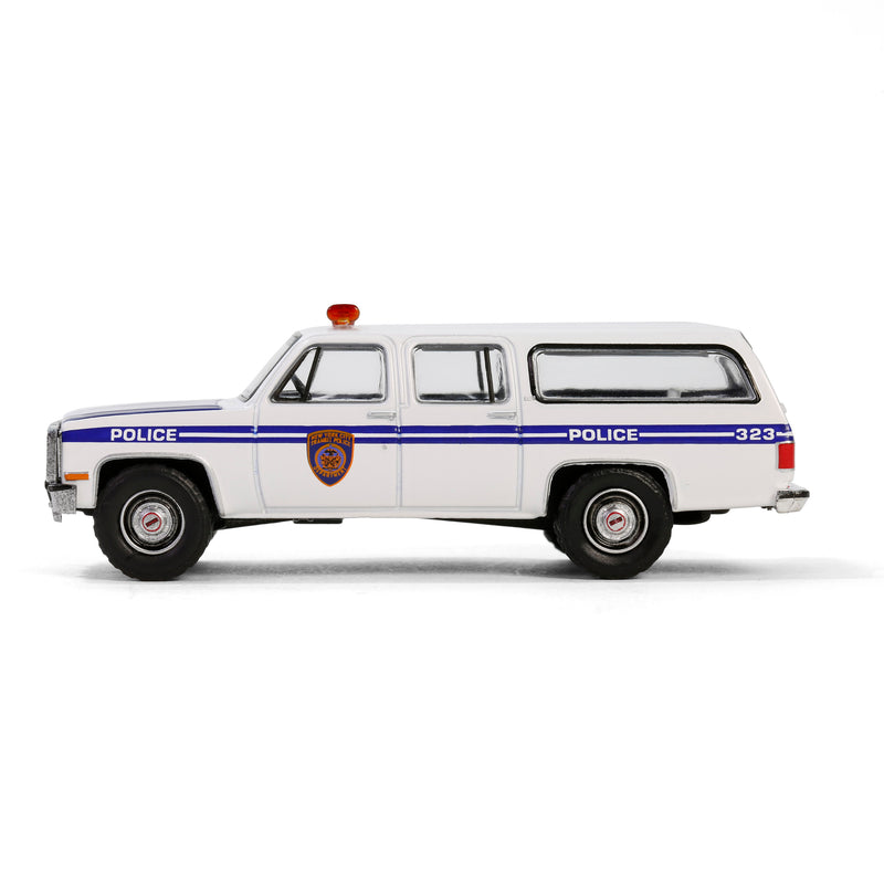 1/64 1985 GMC Suburban 2500, NYC Transit Police Department with Officer, Hobby Shop Series 16