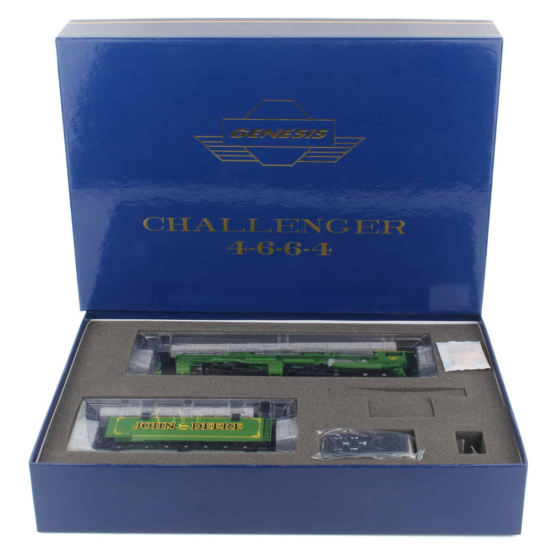 (B&D) 1/87 HO Gauge Challenger 4-6-6-4 Locomotive & Coal Car with Flatbed, John Deere Logos - Damaged Item