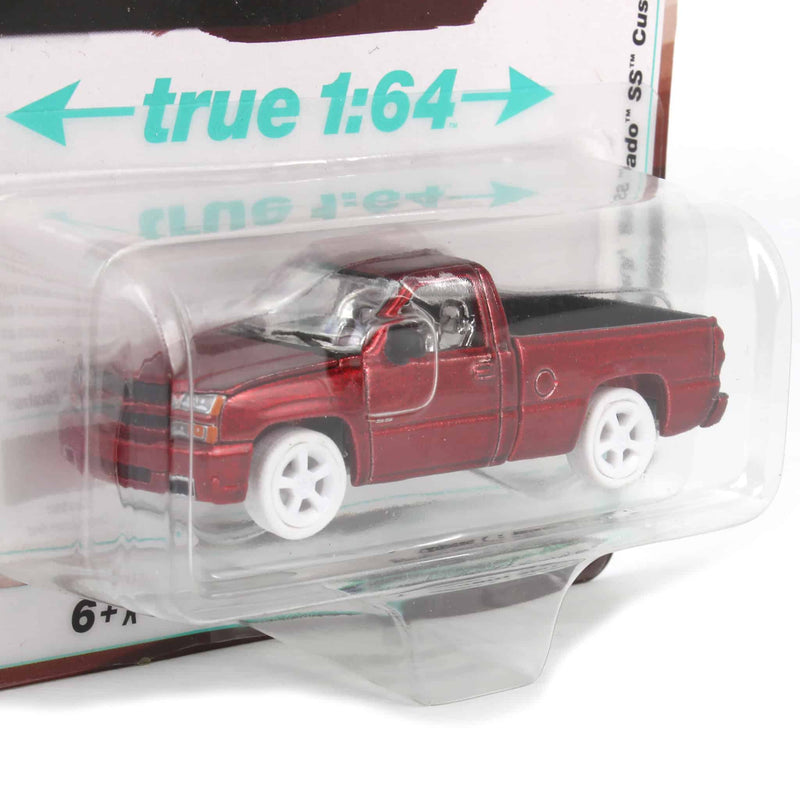 Ultra Red Chase ~ 1/64 2005 Chevrolet Silverado SS Single Cab Custom Pickup Truck, Candy Apple Red Metallic, Auto World