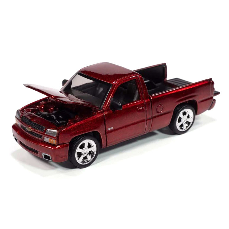 1/64 2005 Chevrolet Silverado SS Single Cab Custom Pickup Truck, Candy Apple Red Metallic, Auto World