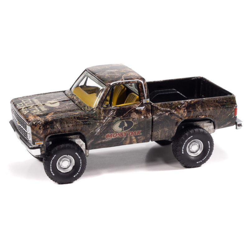 1/64 1983 Chevy Silverado Lifted Pickup Truck with Mossy Oak Accent by Big Country