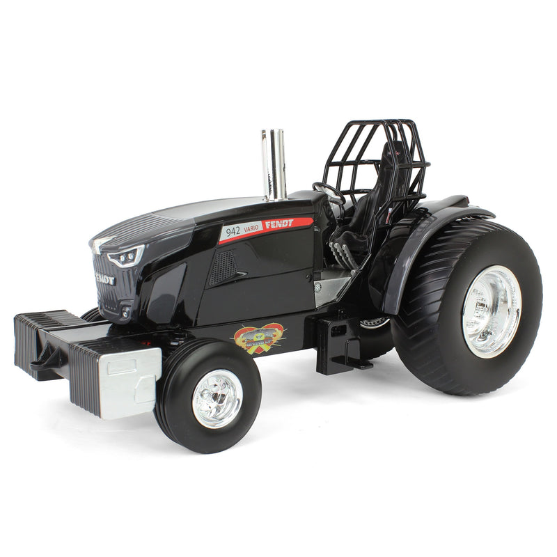 1/16 Fendt 942 Never Giving Up Pulling Tractor by SpecCast