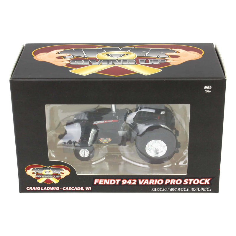 1/64 Fendt 942 Never Giving Up Pulling Tractor by SpecCast