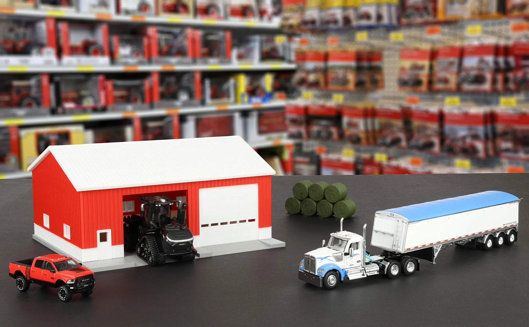 60-2272 DCP 1/64 Kenworth W900A with 40ft Vintage Reefer Trailer