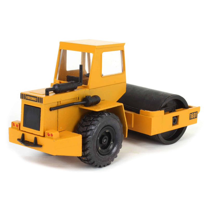 1/35 Vibromax W1601 Self-propelled Vibratory Roller