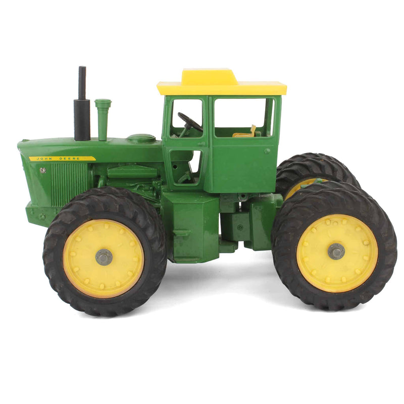 1/16 Custom John Deere 7520 Tractor with Duals and Removable Cab by ERTL