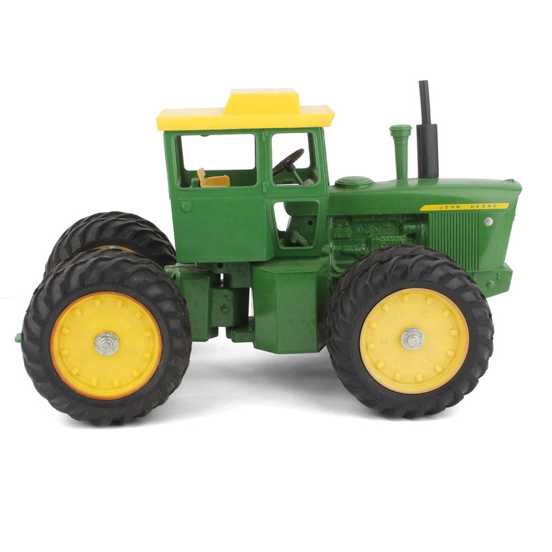 1/16 Custom John Deere 7520 Tractor with Duals and Removable Cab by ERTL