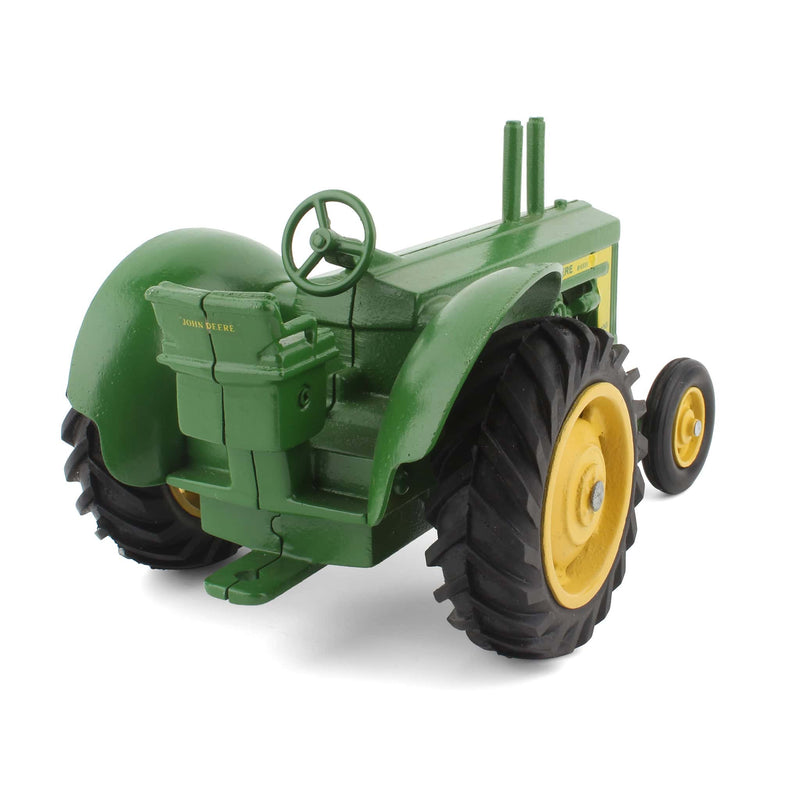 1/16 John Deere 820 Diesel Tractor, Custom Made by Eldon Trumm - LOOSE