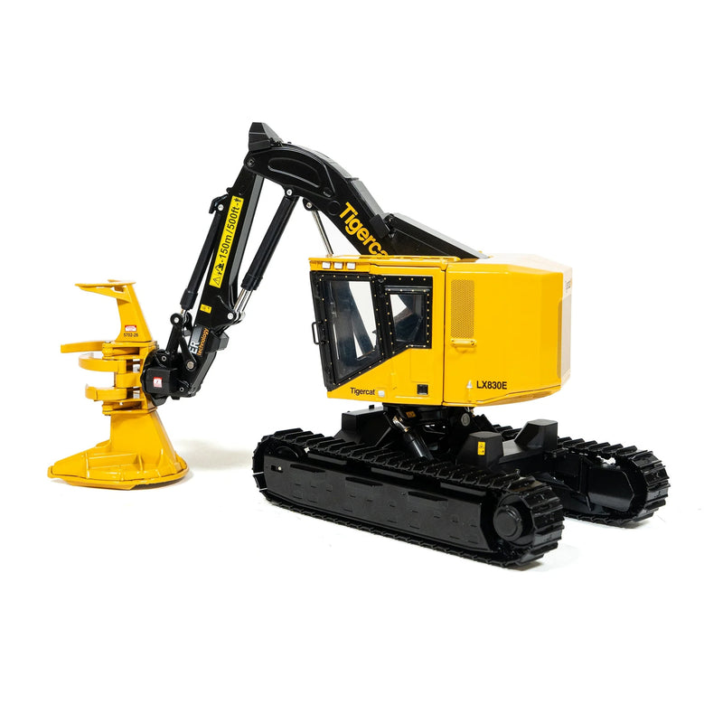 1/32 Tigercat LX830E Feller Buncher with Tracks