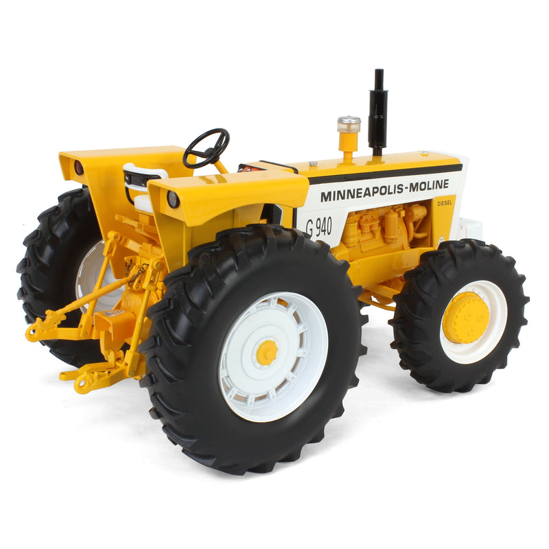 1/16 High Detail Minneapolis Moline Diesel G940 with MFD, Limited Edition Napanee Show