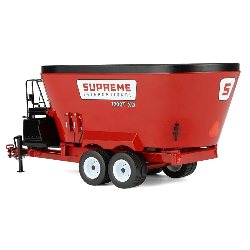 1/32 Supreme International 1200T Vertical Feed Mixer by SpecCast