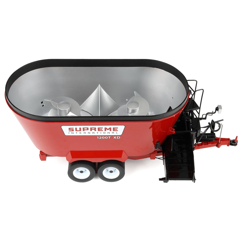 1/32 Supreme International 1200T Vertical Feed Mixer by SpecCast