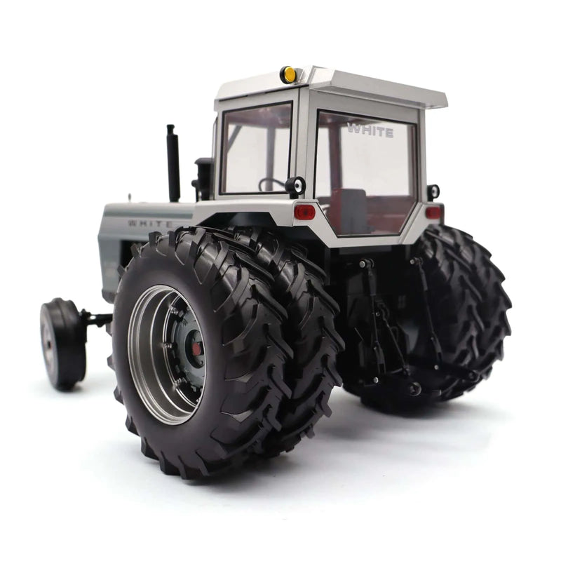 1/16 White 2-135 Silver Stripe Tractor with Duals by SpecCast, 2026 Heartland Toy Show