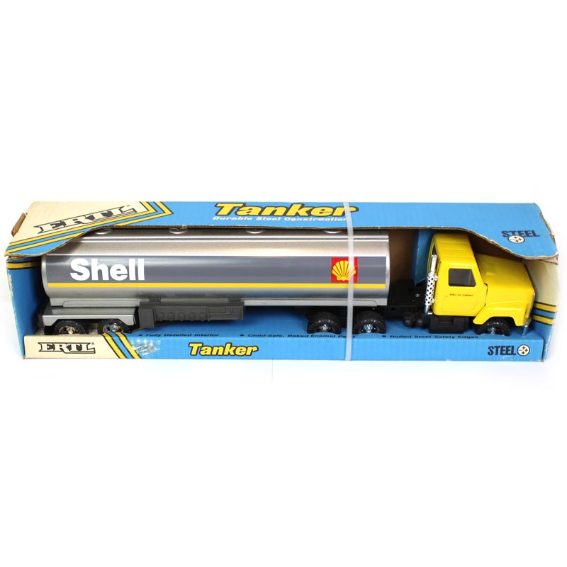 1/25 International Semi with Shell Oil Tanker by ERTL